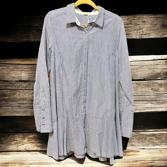 Free People Tops - Women’s Free People blue stripe tunic blouse top